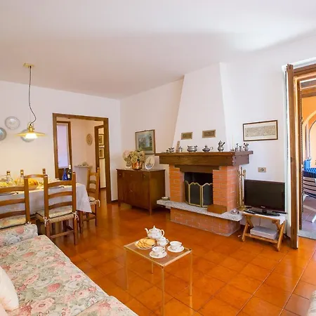 Sleeps 4 Menaggio