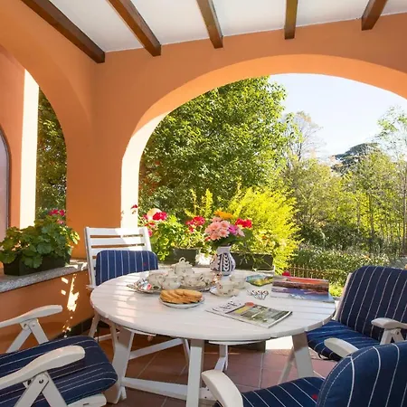 Sleeps 4 *