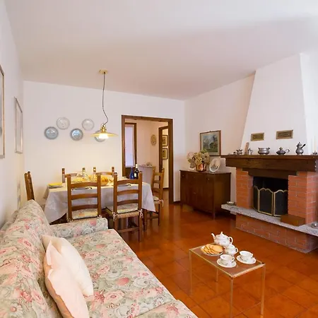 Apartman Sleeps 4 Menaggio