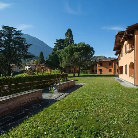 Sleeps 4 Apartman