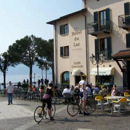 Sleeps 4 * Menaggio